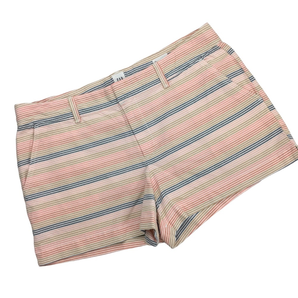 Gap Mid Rise 3” City Shorts
